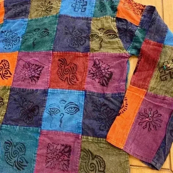 Shop Holic Women's Nepal Cotton Patchwork Handmade Shirt medium oversized - Picture 4 of 13